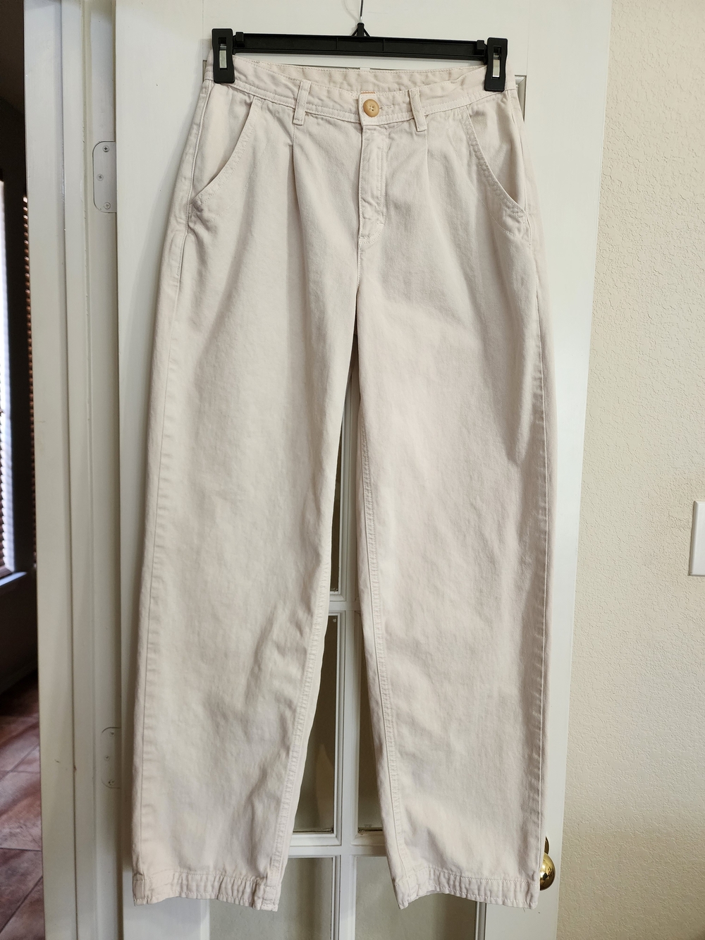 Free People Pleated Twill Chino Pants Ivory Barrel Leg Size 4 OB1379463
